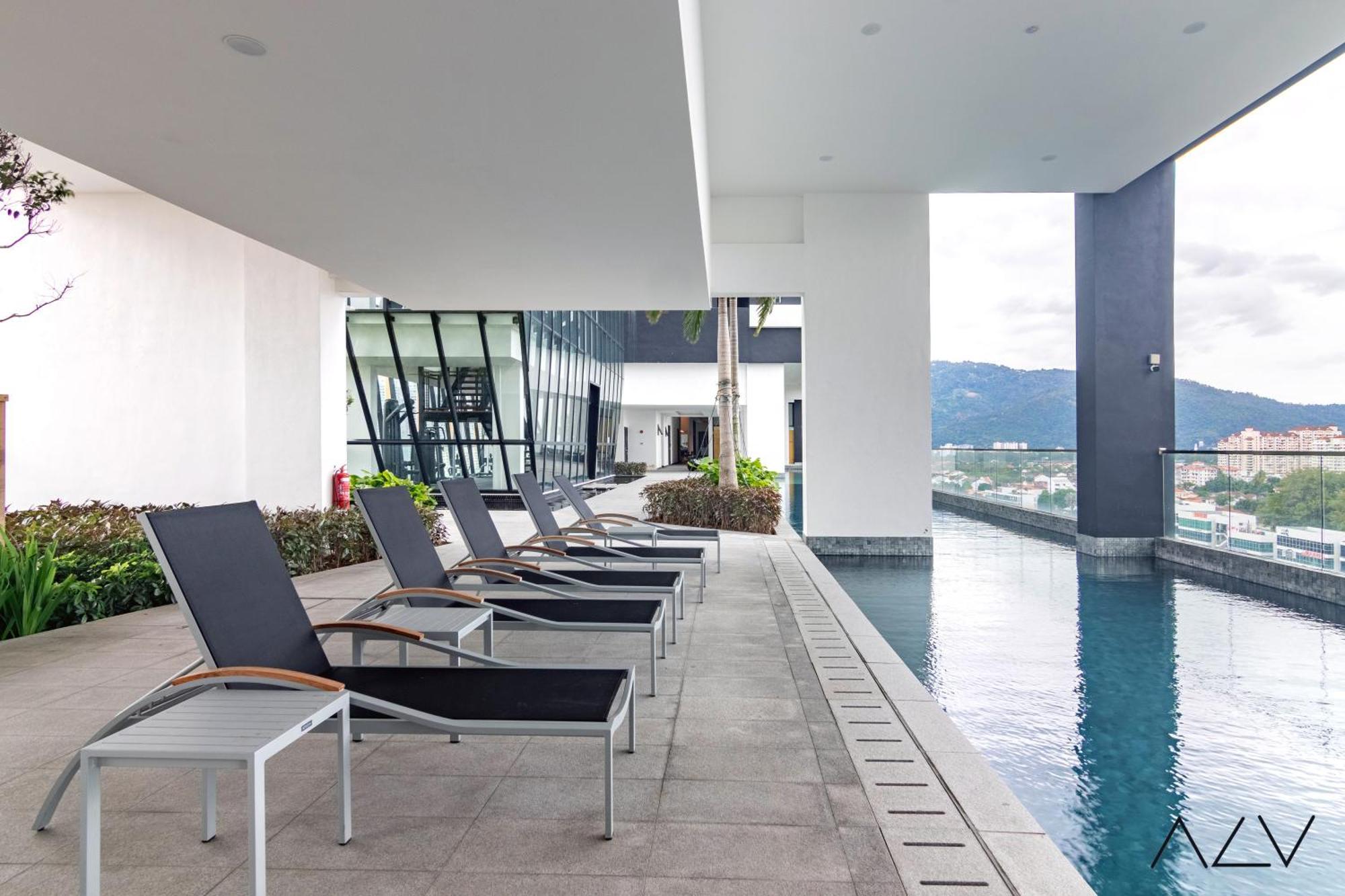 Urban Suites, Spectre Collection By Stellar Alv Jelutong Exterior photo